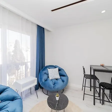 Comfy With Balcony In Muratpasa Apartment Antalya